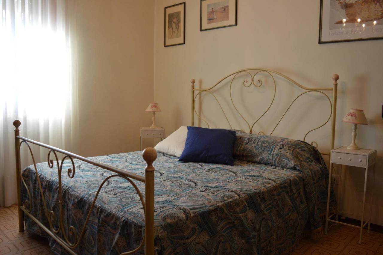 Casa Iliana Apartment เวียเรจโจ ภายนอก รูปภาพ